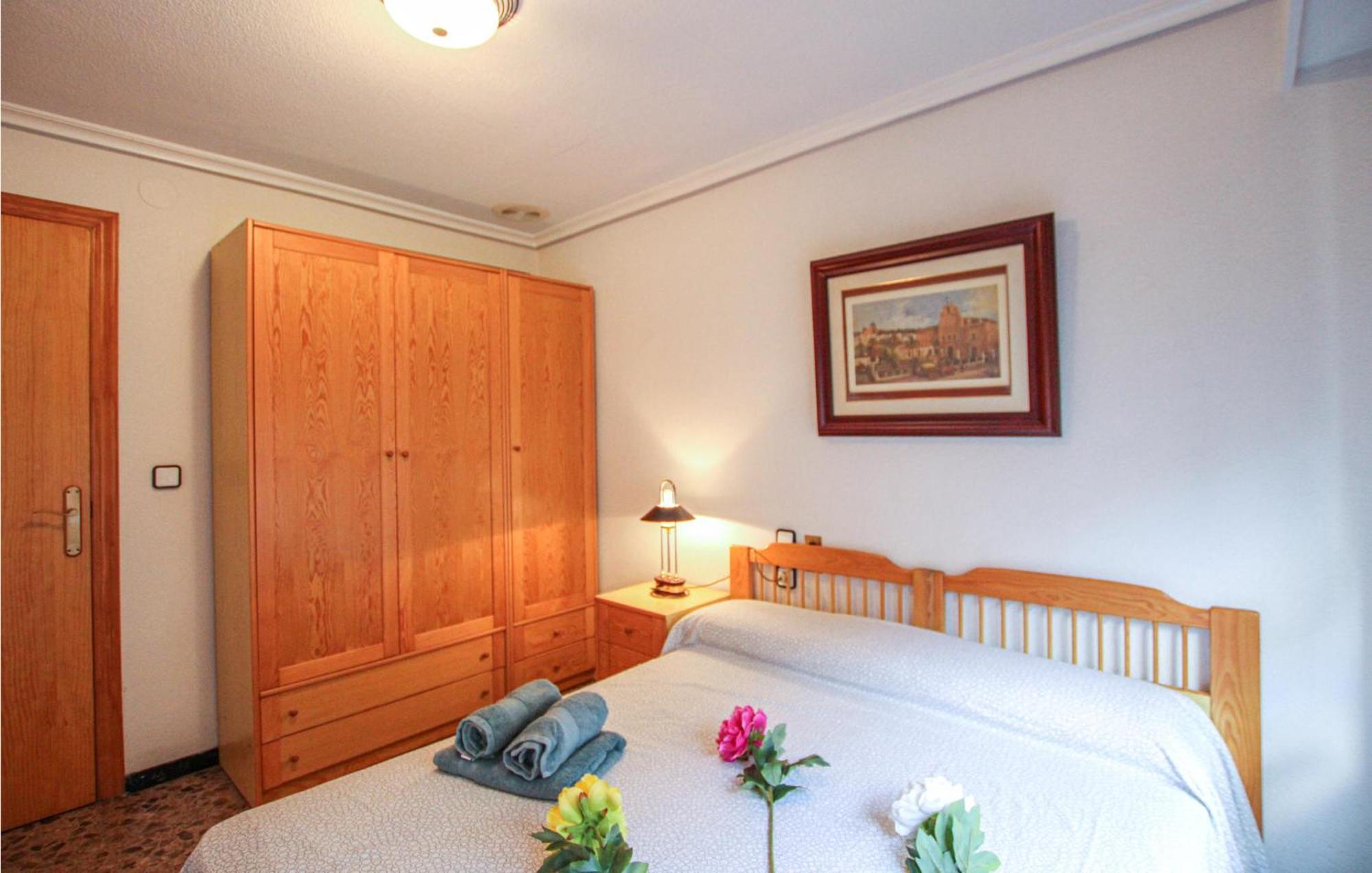 Beautiful Apartment In Santa Pola With Wifi Esterno foto