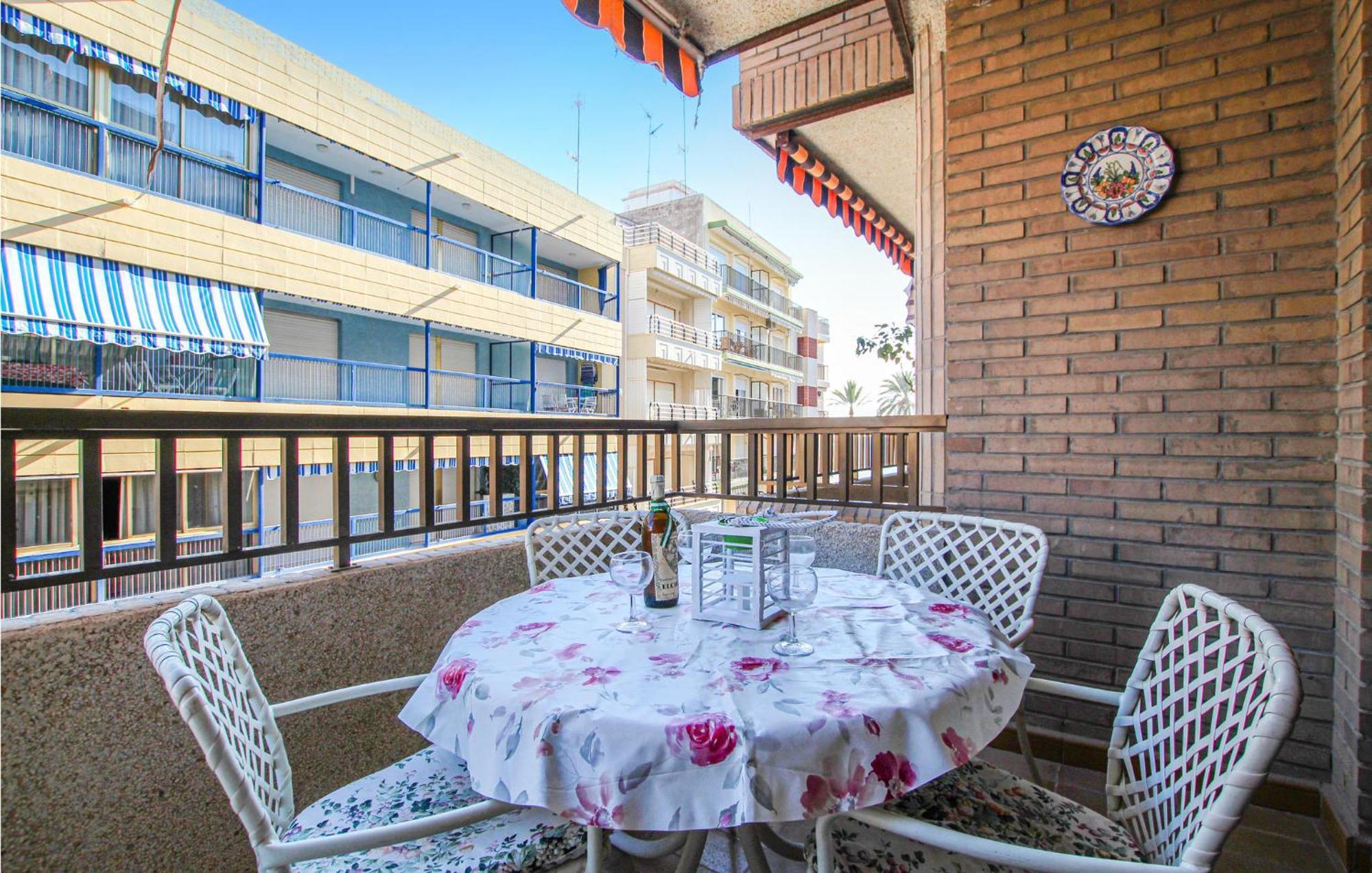 Beautiful Apartment In Santa Pola With Wifi Esterno foto